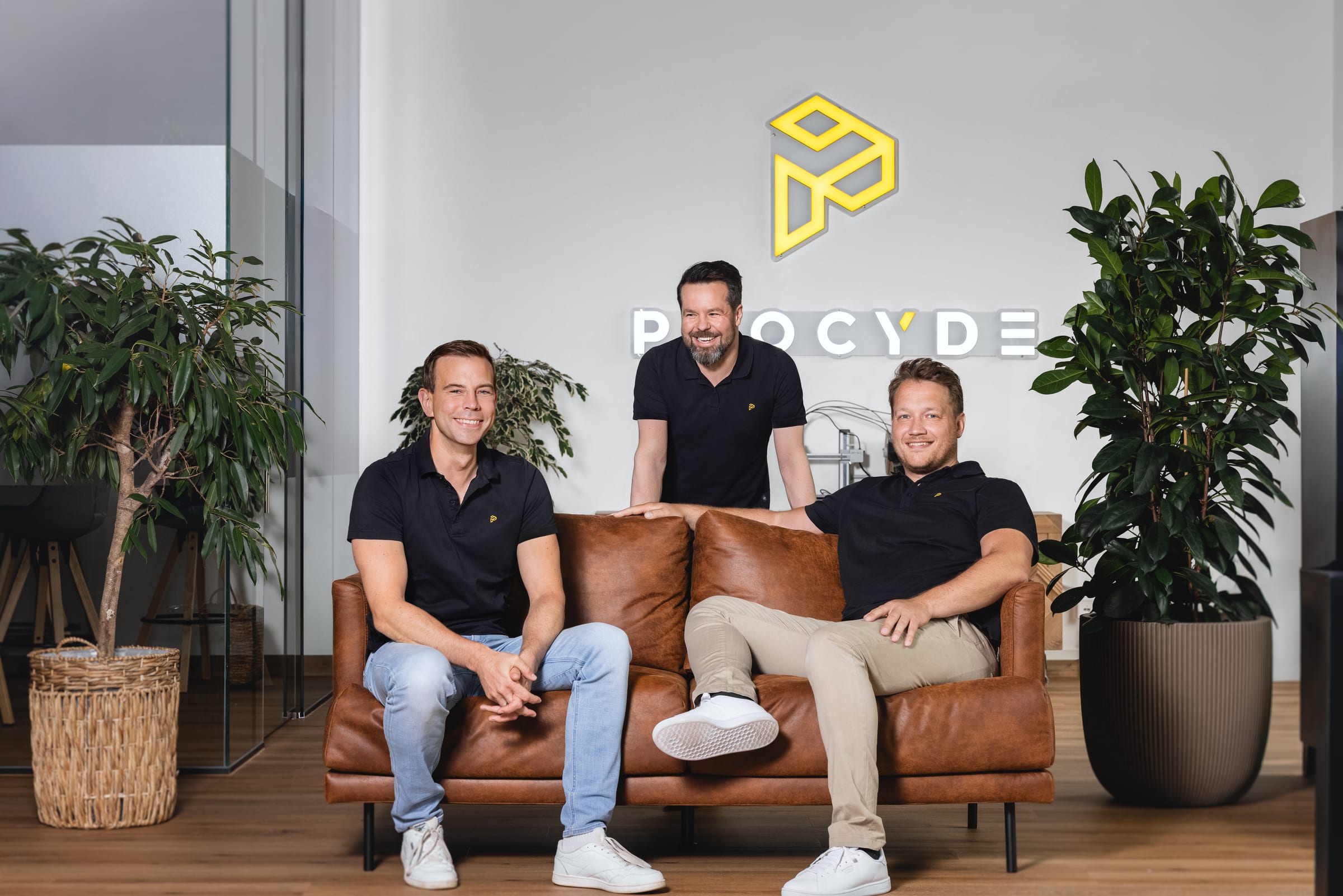 Die drei PROCYDE-Gründer im PROCYDE-Büro